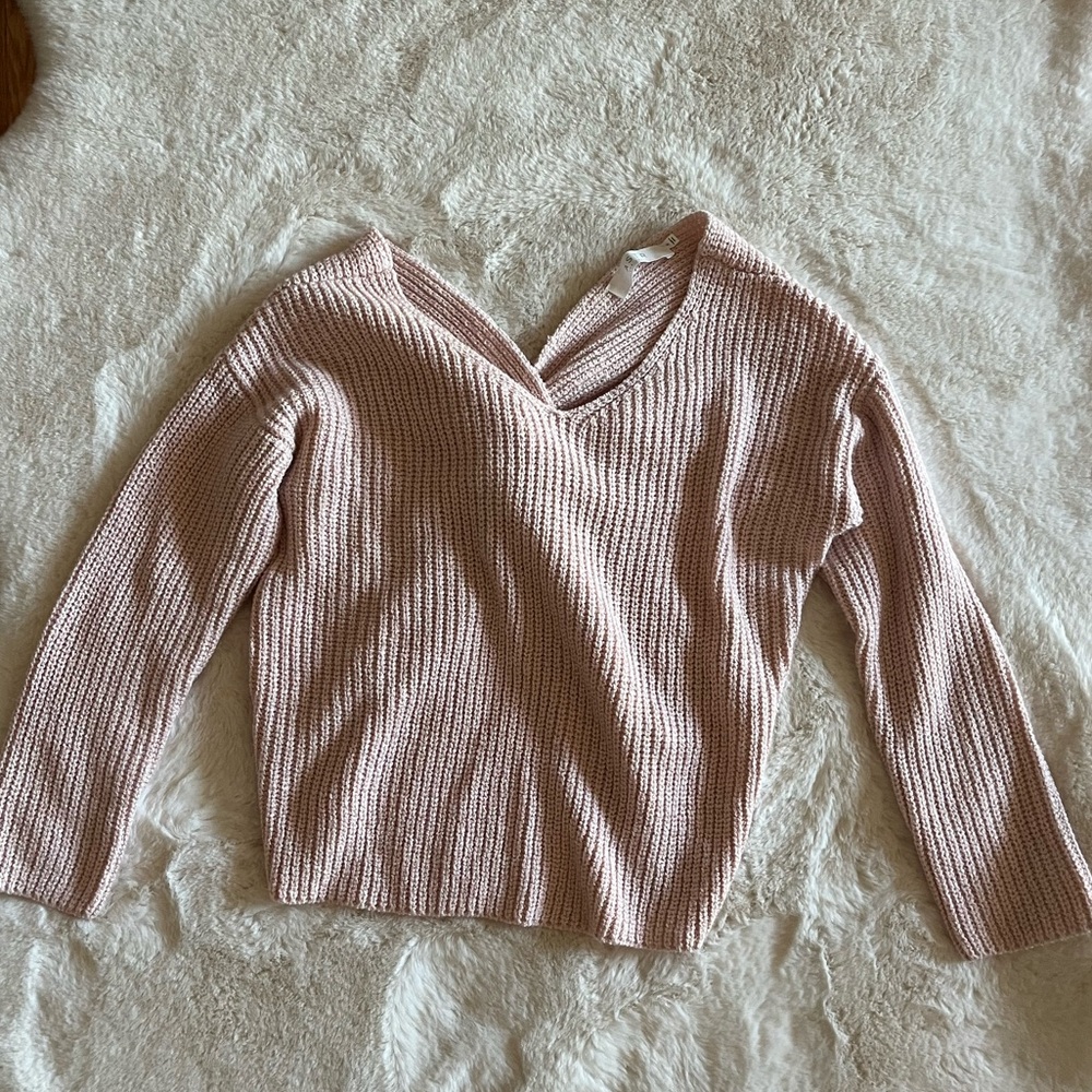 Astr Blush V-Neck Sweater